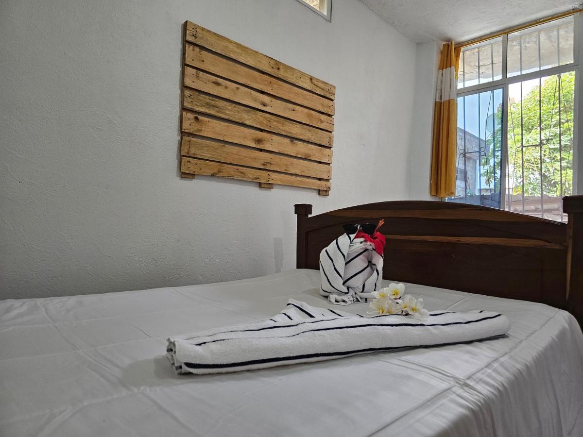 Lovely Inn ซานกริสโตวัล ภายนอก รูปภาพ
