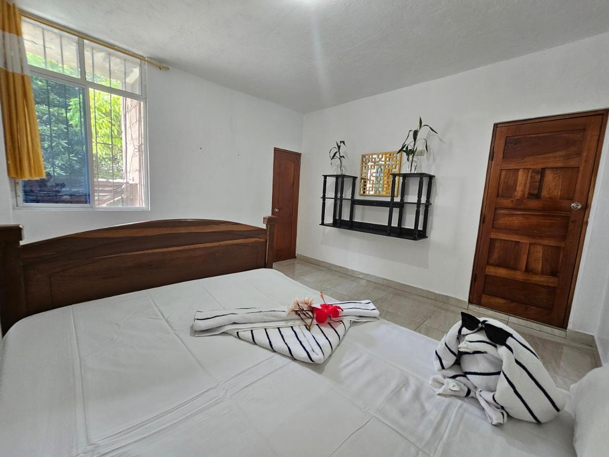 Lovely Inn ซานกริสโตวัล ภายนอก รูปภาพ